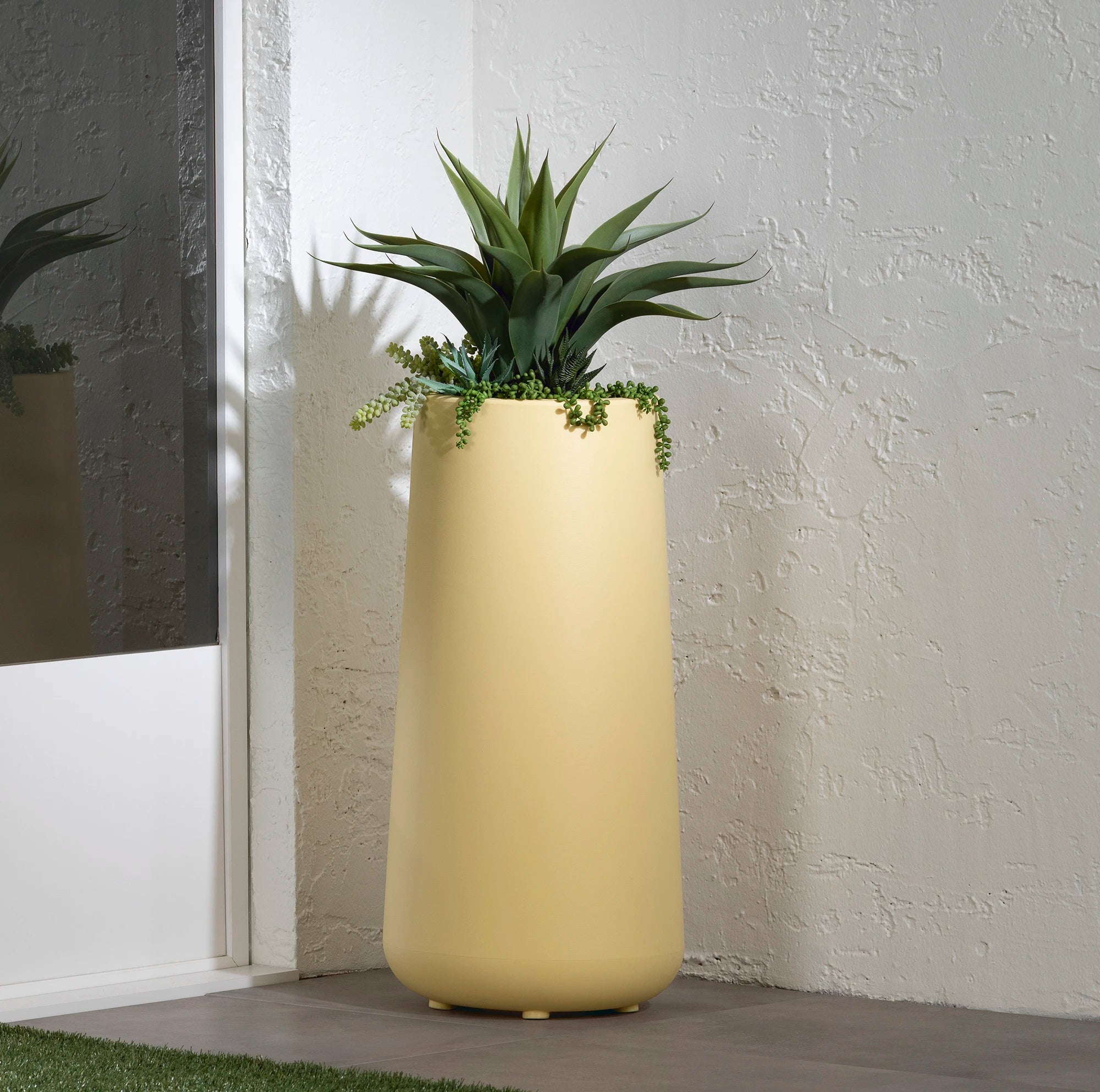 Tall Outdoor Pot Planter - Dalya