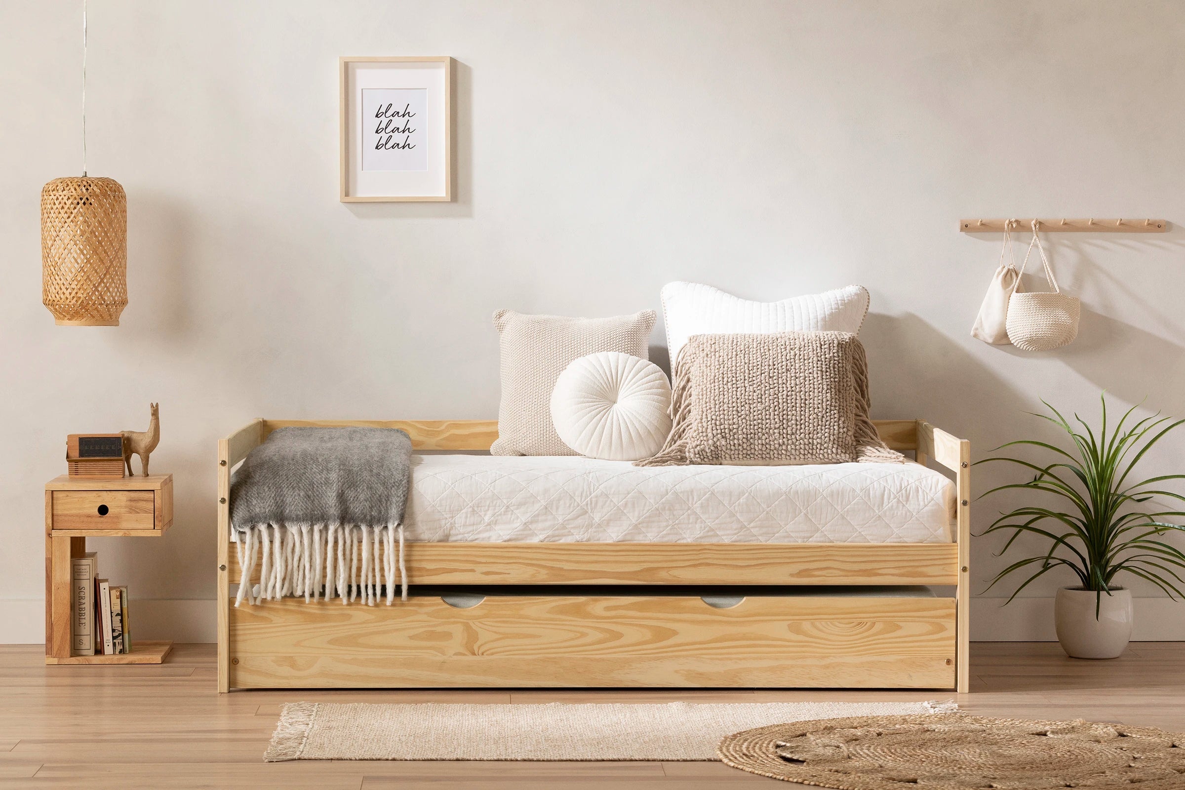 Solid Wood Daybed with Trundle Bed - Sweedi