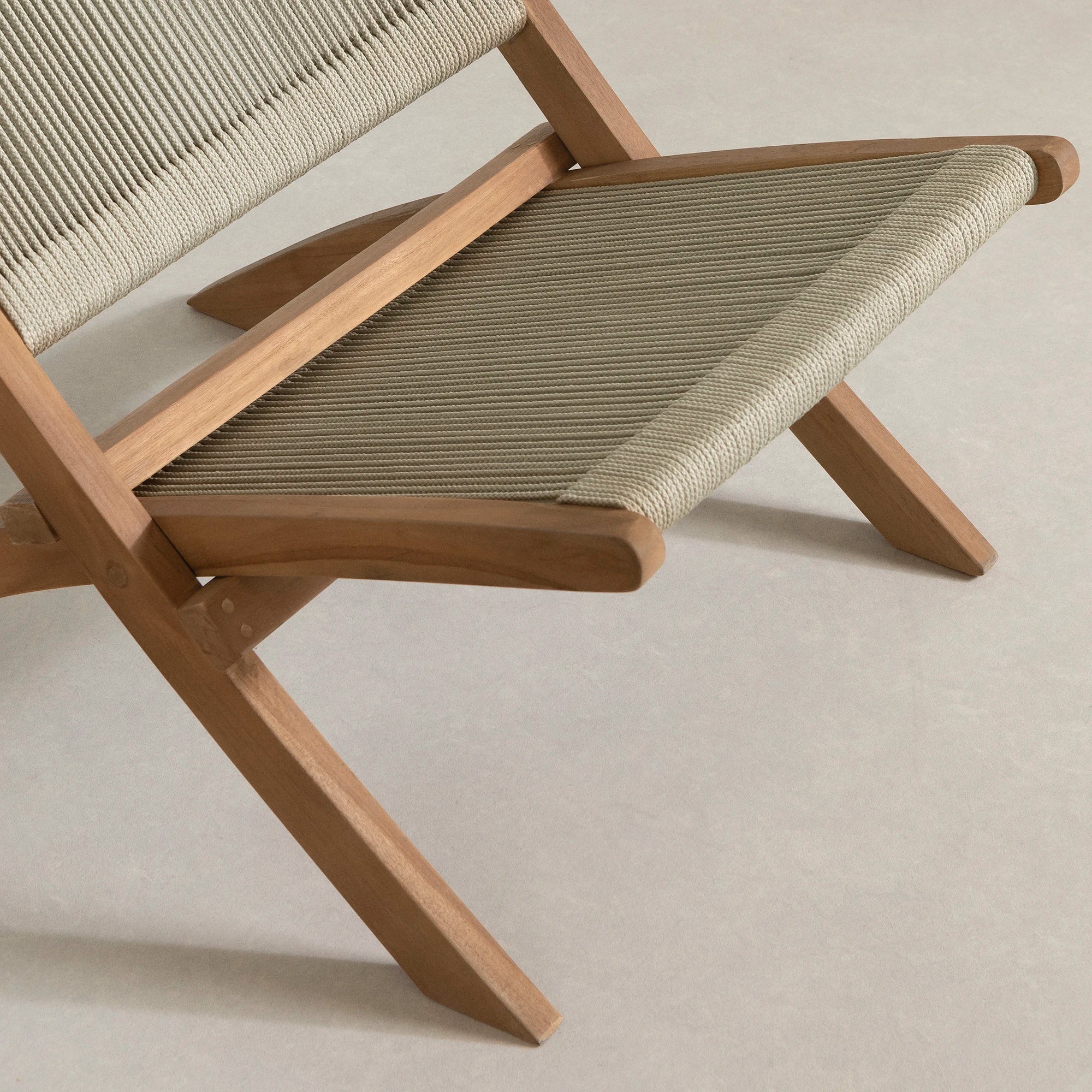 Wood and Rope Lounge Chair - Balka